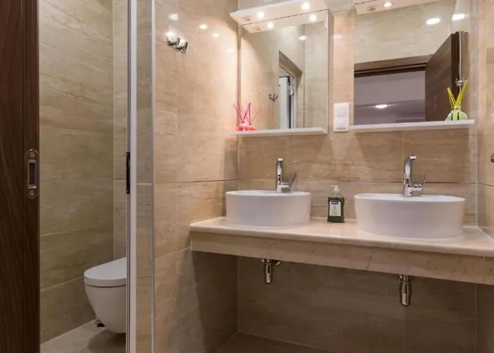 Holiday One-Bedroom Home